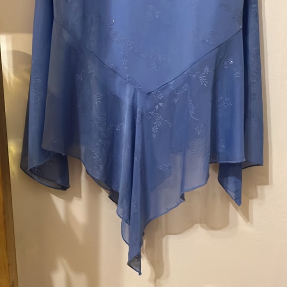 Dress - Picture 3 of 6